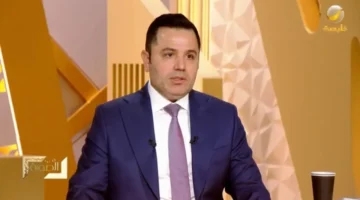 أسرار التجسس الرقمي.. خبير استخباراتي يكشف قدرة المخابرات على اختراق الهواتف المحمولة